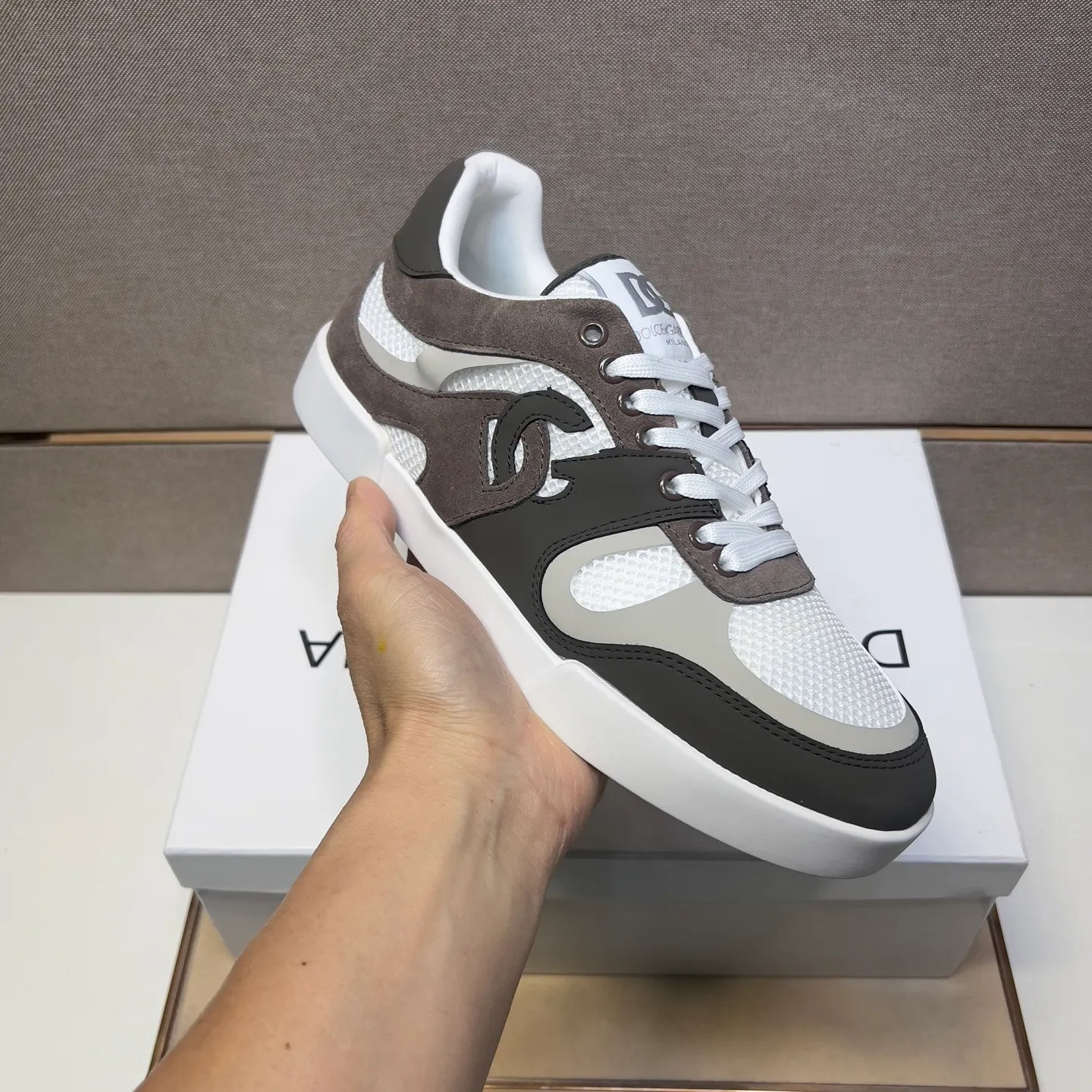 ⬛️Men's men's shoes💰p440【DG～】couple casual shoes 2025z cabinet sales simultaneously 🔶Size: 35-44#️⃣ 🔷2 colors🔜The upper is made of multi-material splicing➕Mesh lining, comfortable and breathable, sole: original comfortable and wear-resistant outsole, ⚠️real thing📱photographed🎬real thing is better📢📢📢